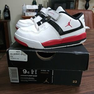 Jordans Flight 23 BT